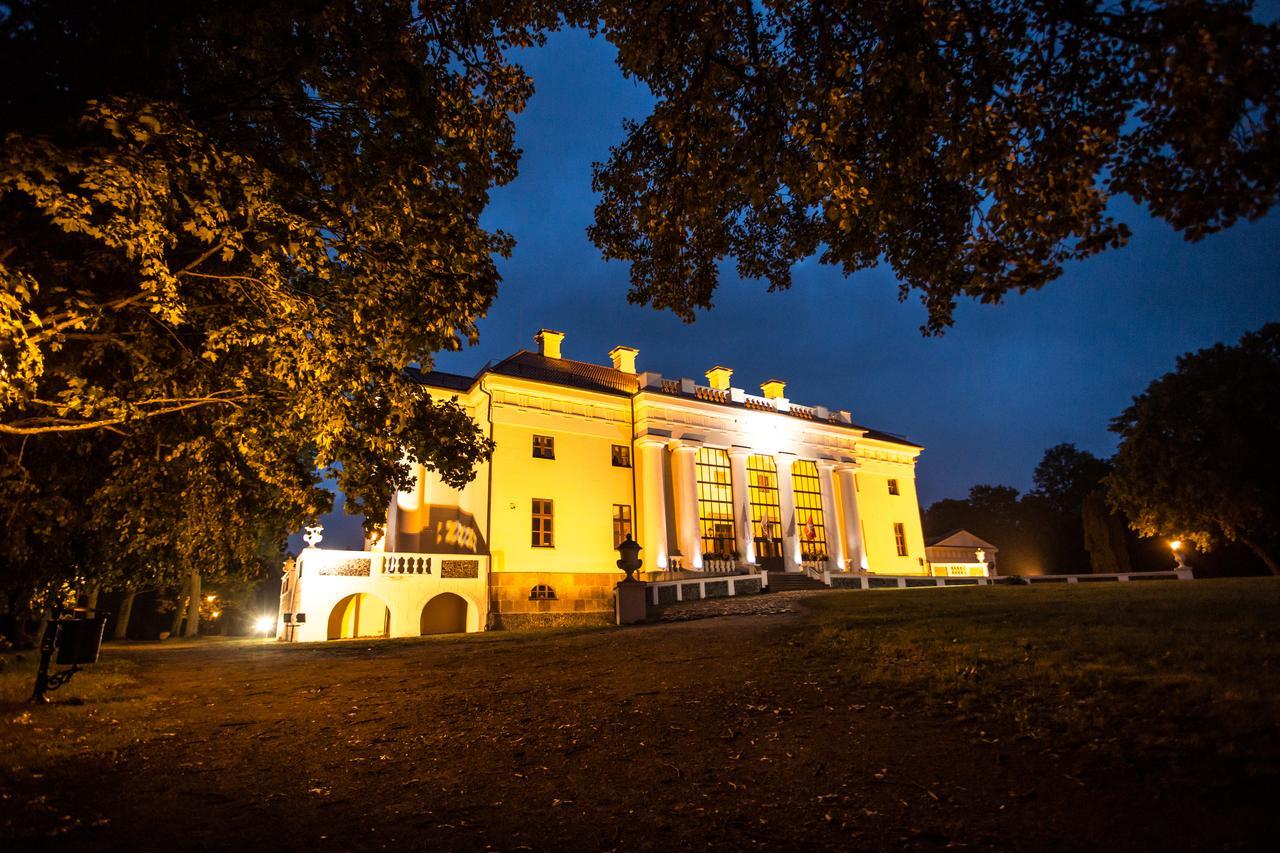 Pakruojis Manor'S Palace Boutique Hotel Exterior foto